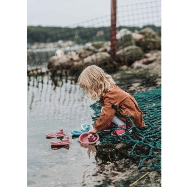 Båtar - DANTOY - Set med 4 båtar - Grön - Återvunnen plast (fisknät) - Från 2 år