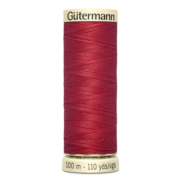 Set med 5 spolar 100m Tråd 100% polyester Gutermann Ref 788988 - Att 26 - skarlet röd