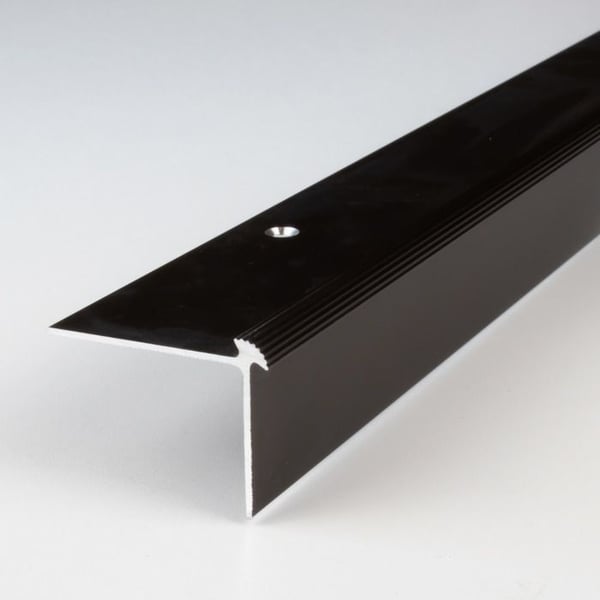 Trappa i anodiserad aluminium mörkbrons 3 x 30 x 40 x 1000 mm med hål 1 styck