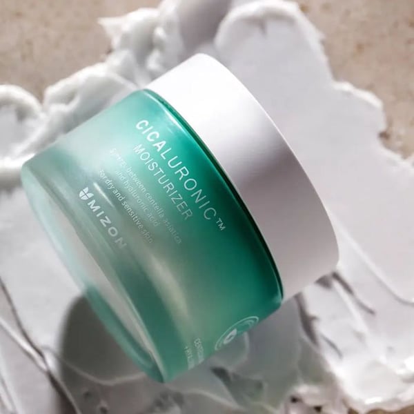 Fugtighedscreme til ansigt - Mizon - Cicaluronic Moisturizer - 50 ml - Intensiv fugtighedsbehandling - Beroligelse af huden