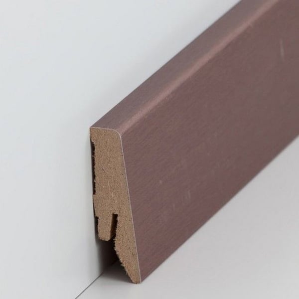 PROVISTON Sockel nr 239 MDF 18 x 58 x 2500 mm Brun att limma, klippa, skruva & spika Belagd MDF-kärna 62,5 meter | 25 stycken