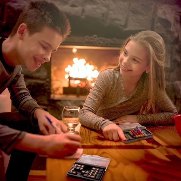 IQ Puzzler Pro + IQ Circuit - Logikspel - Barnpussel - Pedagogiska spel 8 år - Brädspel för barn - 240 utmaningar