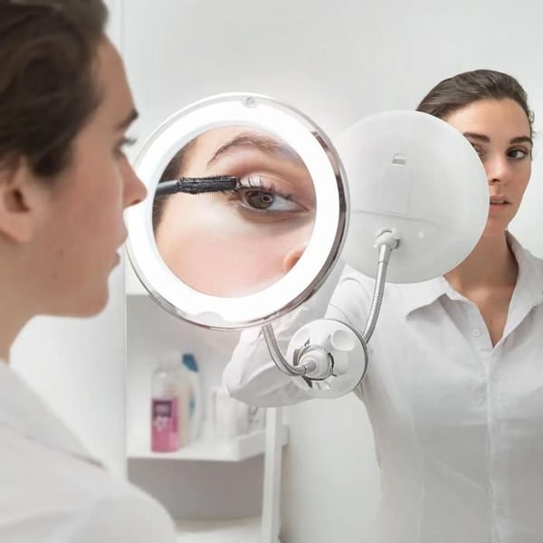 Suurennuspeili - InnovaGoods - Mizoom - LED - Joustava varsi - Imukuppi
