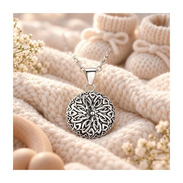 Graviditet bola halsband graverad blomma barock stil