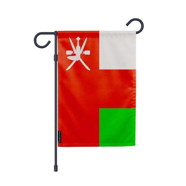 Oman Trädgårdsflagga – 32 x 47.5 cm – Hållbar Polyester – Horisontell Format – Utomhus – Pixelforma