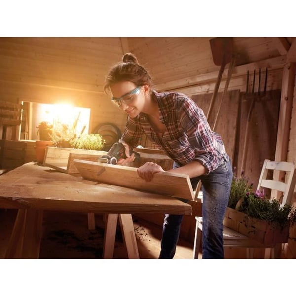 Bosch sladdlös raksåg - Easycut 12 - NanoBlade träblad - 12V-2,5Ah batteri