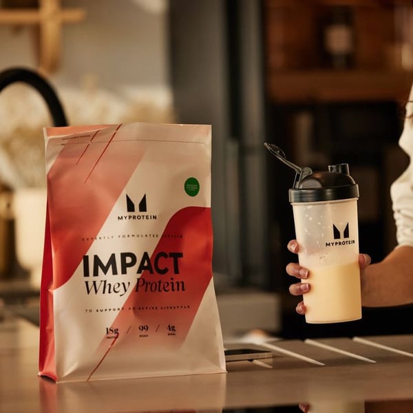 MyProtein Whey Concentrat - Impact Whey Protein - Jordbærfløde 1000g