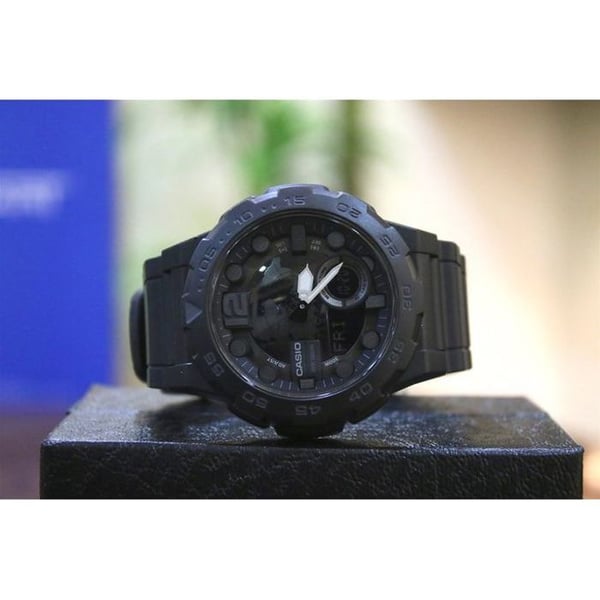 Ur - CASIO - AEQ-100-1BVDF - Digital/Analog - Vandafvisende 100m - Batterilevetid 10 år