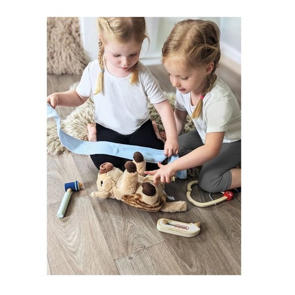 Imitationsspil - SMALL FOOT COMPANY - Lægesæt - 6 dele - Træ - Til børn fra 3 til 8 år