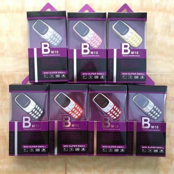 Mini Bluetooth Lille Telefon - OUTAD - BM10 - Dobbelt SIM-kort - Sort - TF-kort 32G