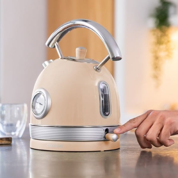 Cecotec ThermoSense Vattenkokare 420 Ljusbeige, 1,8 l kapacitet, 2200 W, temperaturmätare, 360° bas