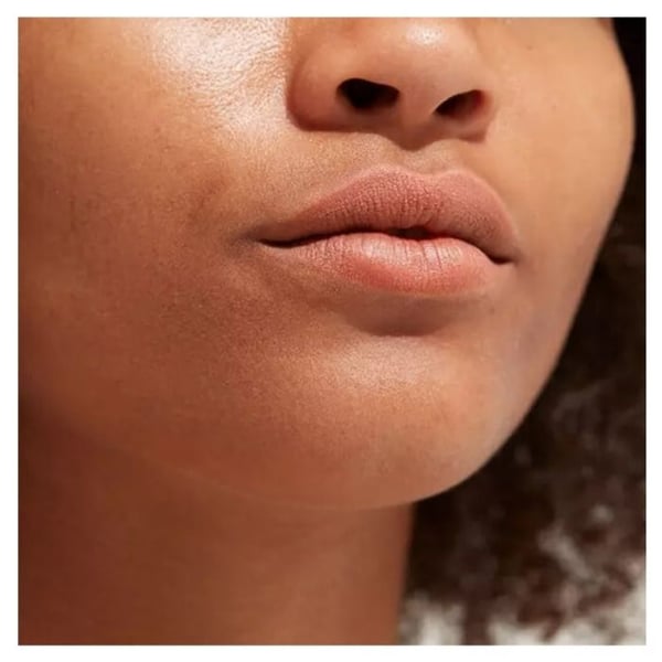 Läppstift Luxury Nude Lips 001 Nakenhet