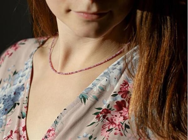 Halsband - AGATO - POL-N12/47L - Rosa rubin - Massivt silver - 42 cm med förlängning