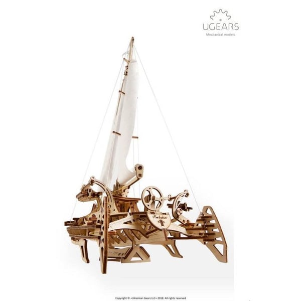 Ugears 3D Puslespil Trimaran Merihobus træskib til modelbygning