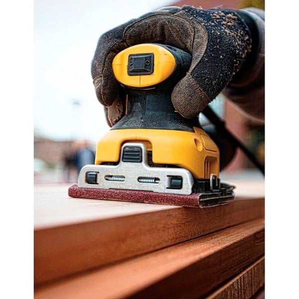 230W orbitalsliber i papkasse - DEWALT - DWE6411-QS