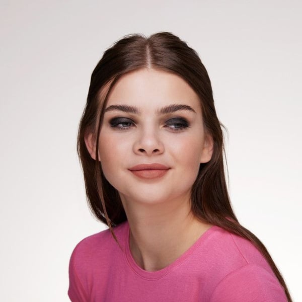 Essence - Ultra Soft Soft Touch Eyeshadow - 06 Pitch Black