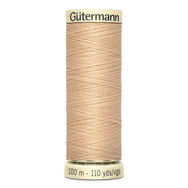 Lot med 5 spolar 100m Tråd 100% polyester Gutermann Ref 788988 - Att 421 - dockans ansikte