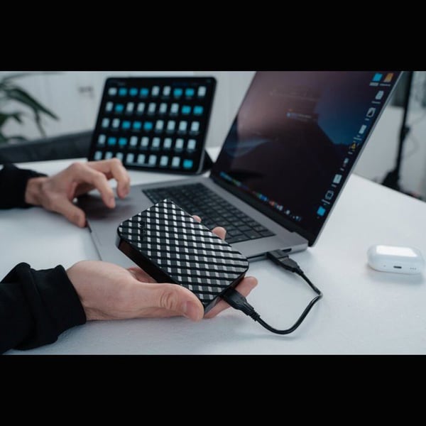 2 TB Store'n'Go extern hårddisk