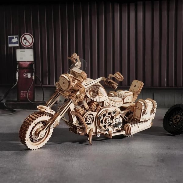 Robotime Cruiser motorcykel 3D puslespil - guld - til indendørs brug - fra 10 år