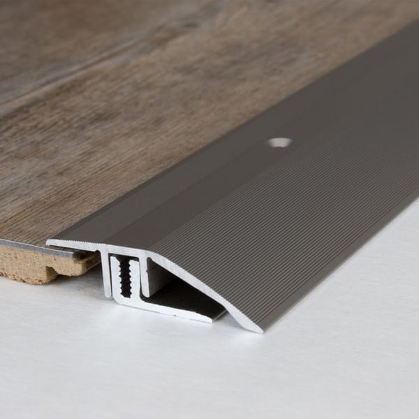 PROVISTON Profiler för justering Alu anodiserad Stålutseende l 44mm H 7 - 15mm Genomborrad L 2700 mm