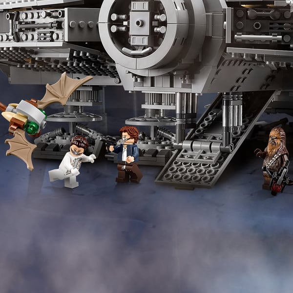 LEGO Star Wars UCS Millennium Falcon 75192