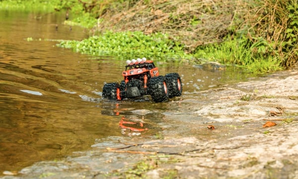 Carson Sea Racer radiostyret bil