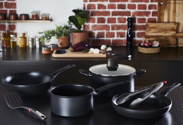 Tefal Ultimate stegepande 28 cm, sort