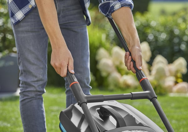 Gardena PowerMax 37/36V P4A Komplett Set gräsklippare