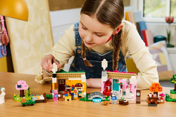 LEGO Animal Crossing 77057 - Kreativa hus: Roliga årstider