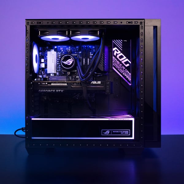 ASUS ROG G700 speldator, Windows 11 Hem