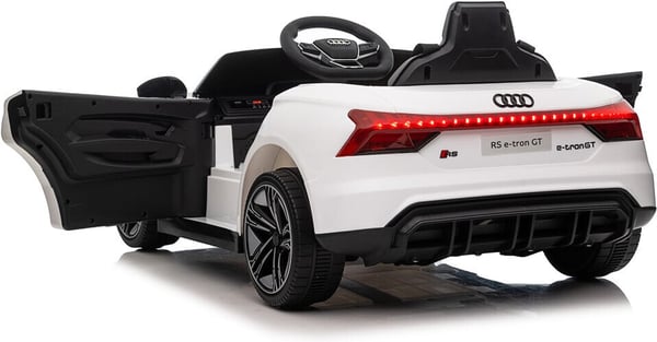 Audi RS e-tron GT -elbil, vit