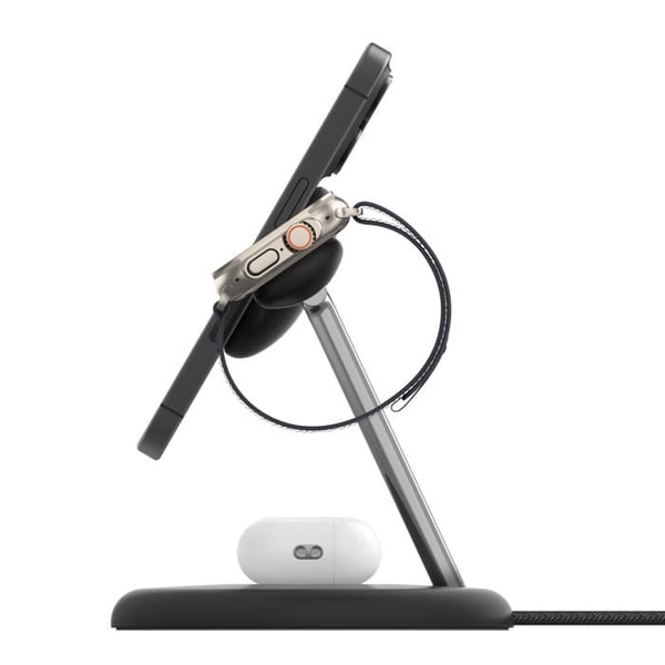 Belkin BoostCharge Pro 3-i-1 Qi2 trådløs ladestation med MagSafe, sort
