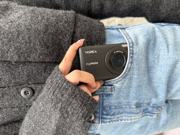YASHICA DigiMate digitalkamera, svart