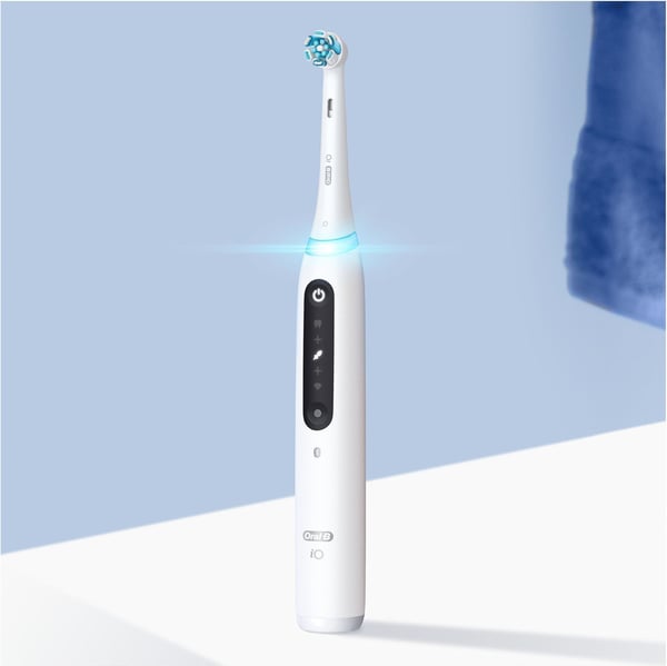 Oral-B iO Series 5s elektrisk tandbørste hvid