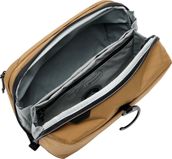 Peak Design Wash Pouch - Toilettaske, coyote