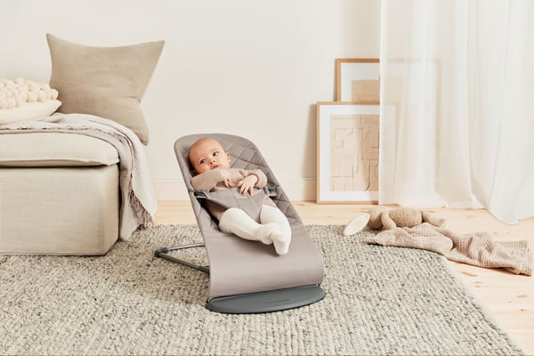 BabyBjörn Bliss Vävd stol, Sandgrå