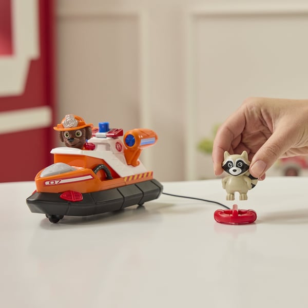 PAW Patrol Brandräddning, Tom och fordon