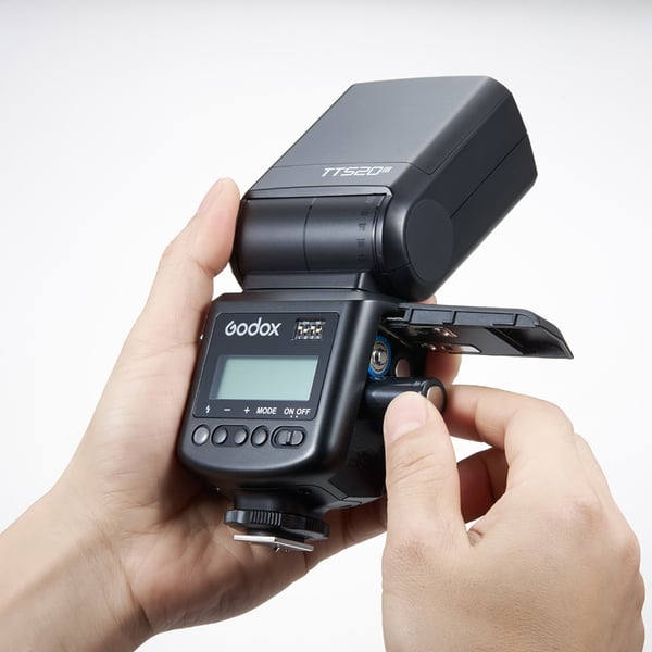 Godox Speedlite TT520 III -blixt + fjärrkontroll