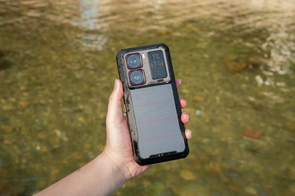 Oukitel WP300 5G-telefon, 512/12 GB, svart