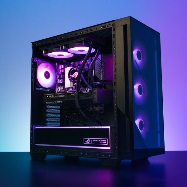 ASUS ROG G700 speldator, Windows 11 Hem