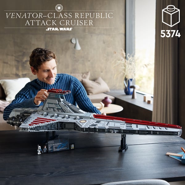 LEGO Star Wars™ Venator-Class Republic Attack Cruiser™ 75367 Byggset (5 374 delar)