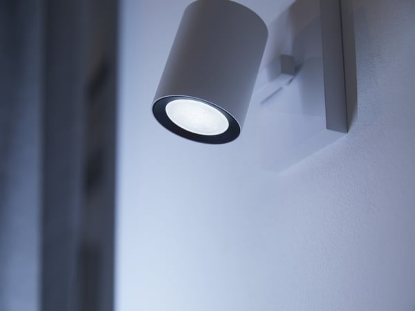 Philips Hue LED-smartpære, BT, White ambiance, GU10, 4,2 W, 1-pack