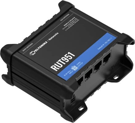 Teltonika RUT901 3G/4G/LTEmodem og WiFirouter