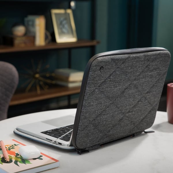 Twelve South SuitCase til MacBook Pro 16" (M1/M2) -beskyttelsestaske, grå
