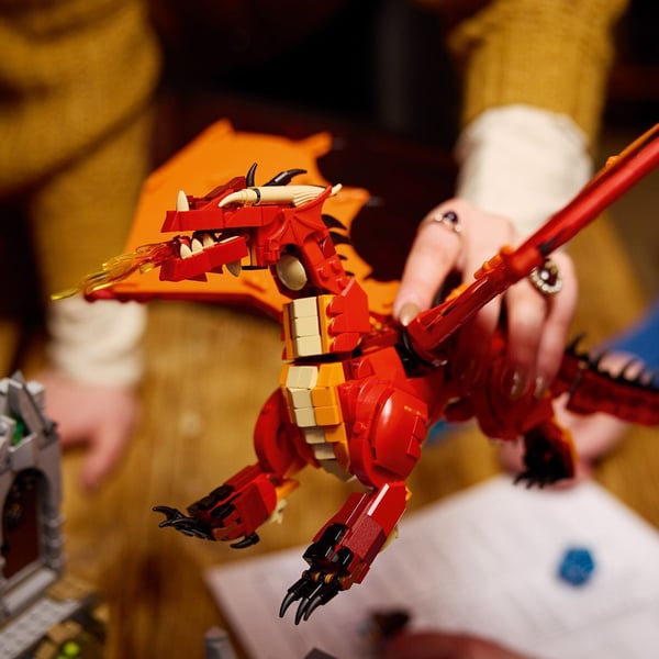 LEGO Ideas Dungeons & Dragons: Röda drakens sägen Set