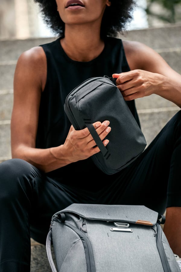 Peak Design Tech Pouch - accessoarväska, svart