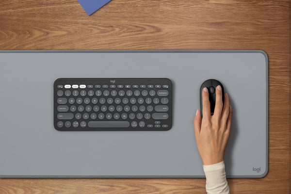 Logitech Pebble 2 Combo -tastatur og mus, grå
