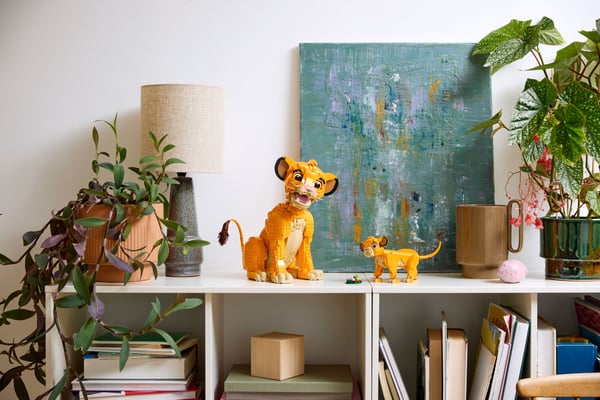 LEGO Disney Unge lejonkungen Simba Byggset 43247