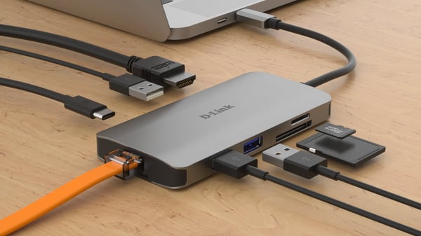 DLINK DUBM810 8i1 USBC 3.0hub HDMI/Gigabit ethernetadapter
