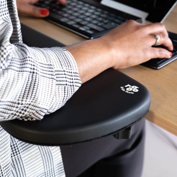 R-Go ergonomisk albue støtte, symmetrisk, sort